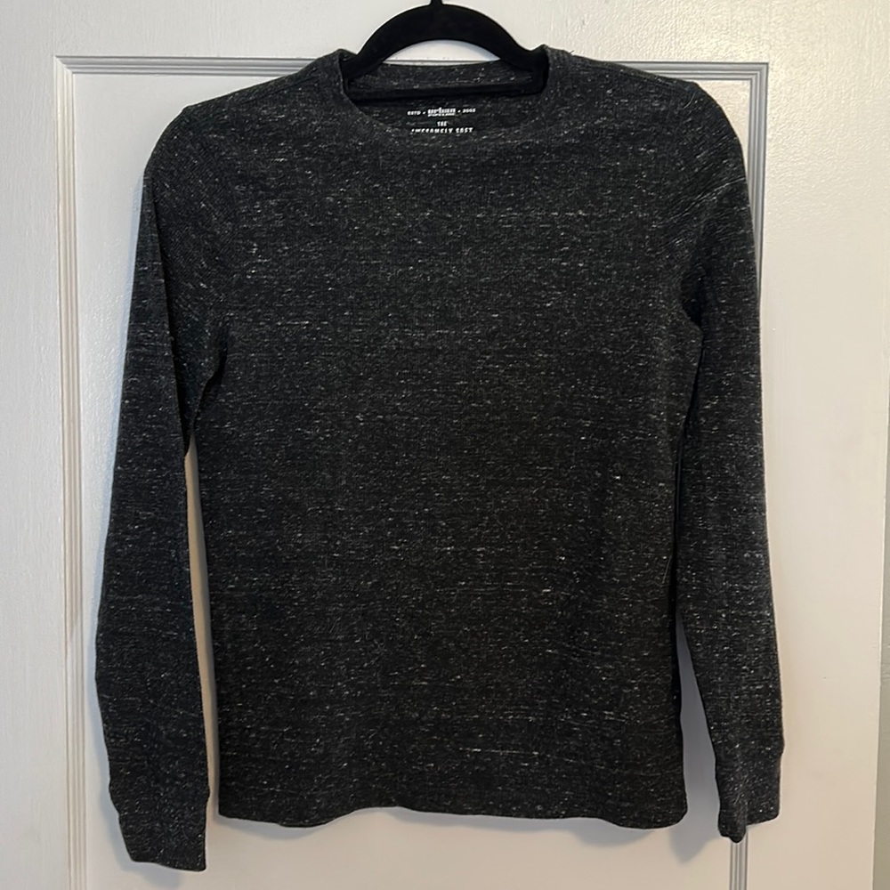 Boys heathered dark grey thermal